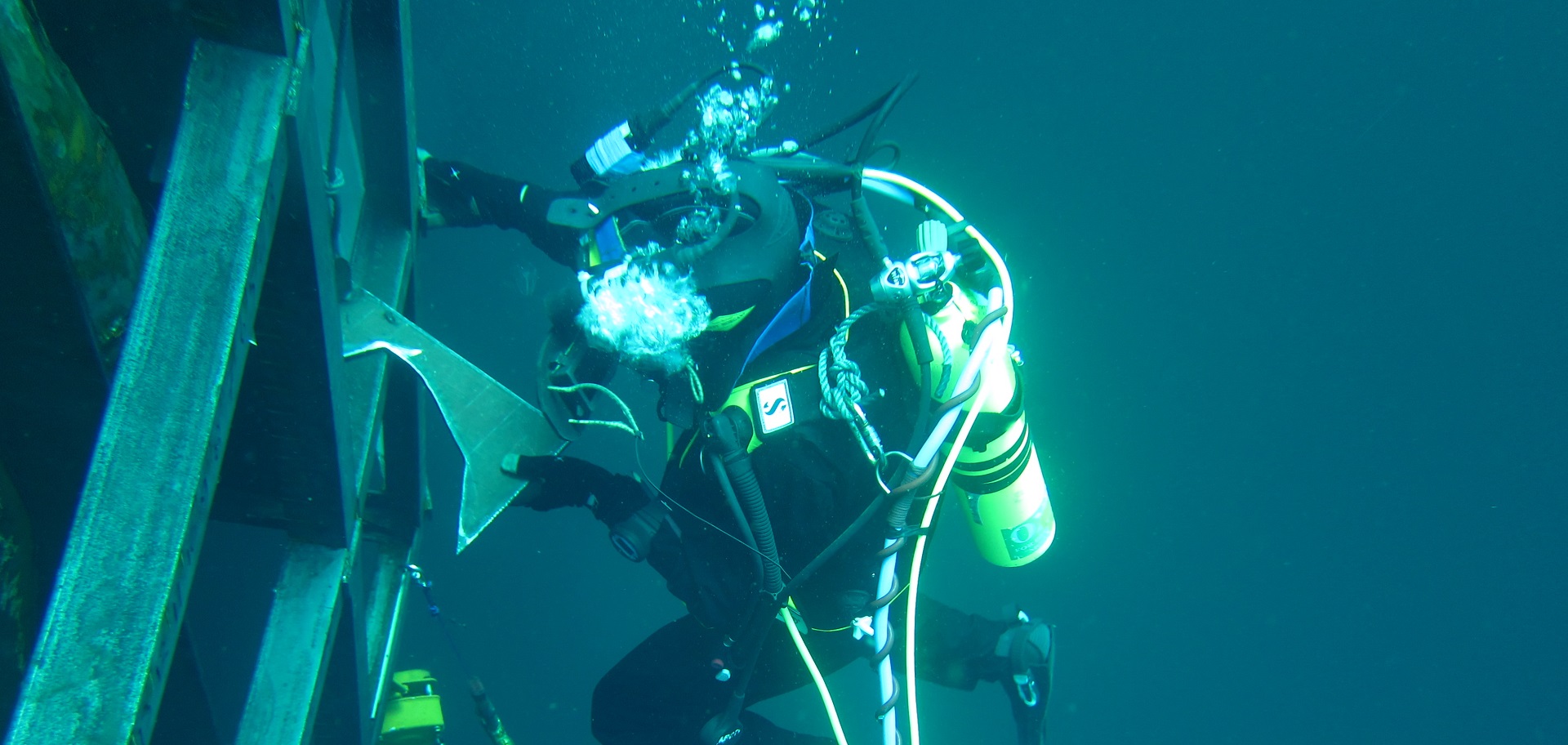 Underwater Repair